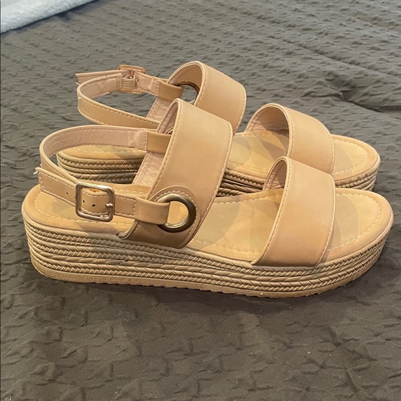 Henry Ferrera Beige Platform Sandals - Picture 2 of 16